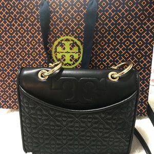 NWOT Tory burch AUTHENTIC crossbody bag